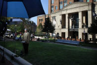 <p>A television crew is set up outside of federal court where the trial of former Trump campaign chairman Paul Manafort will continue, in Alexandria, Va., Wednesday, Aug. 8, 2018. (Photo: Jacquelyn Martin/AP) </p>