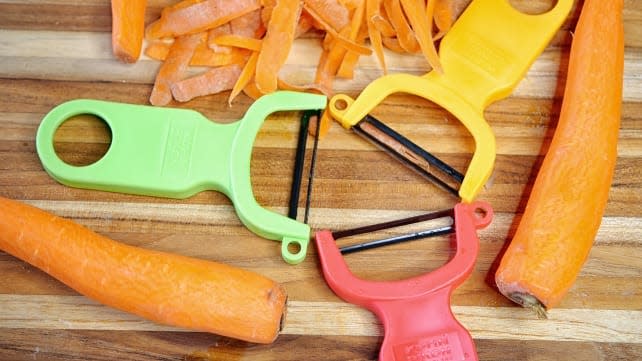 A inexpensive peeler that does the best job.