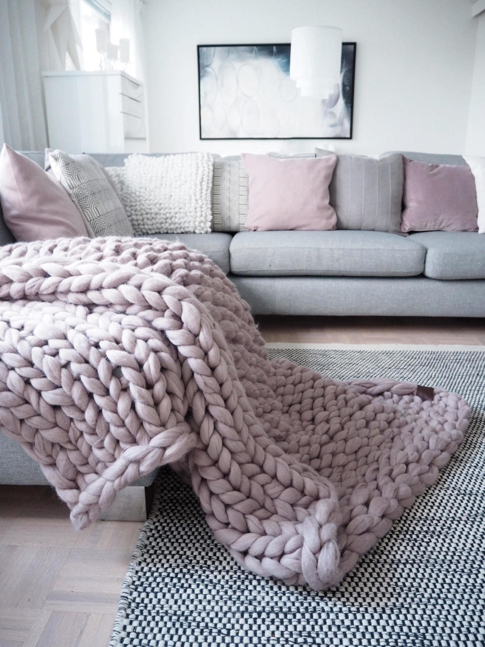 If a chunky knit blanket doesn't make them happy, we don't know what will. Shop it <a href="https://www.etsy.com/listing/487492899/chunky-knit-blanket-giant-yarn-throw" target="_blank">here</a>.