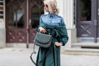 <p>Berlin Fashion Week Street Style Juli 2017 (Bild: Getty Images) </p>