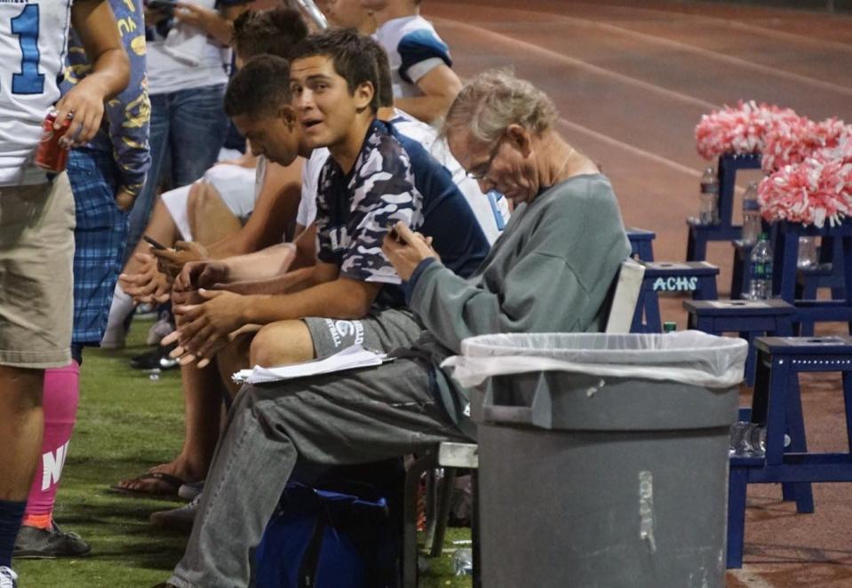 For more than 40 years, you could find Loren Ledin on the sidelines or the press box  — and sometimes on a team bench — covering Ventura County sports.