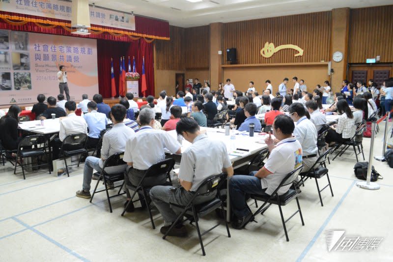 20160825-社會住宅策略規劃與願景共識營。現場聽眾。（翁俊翹攝）