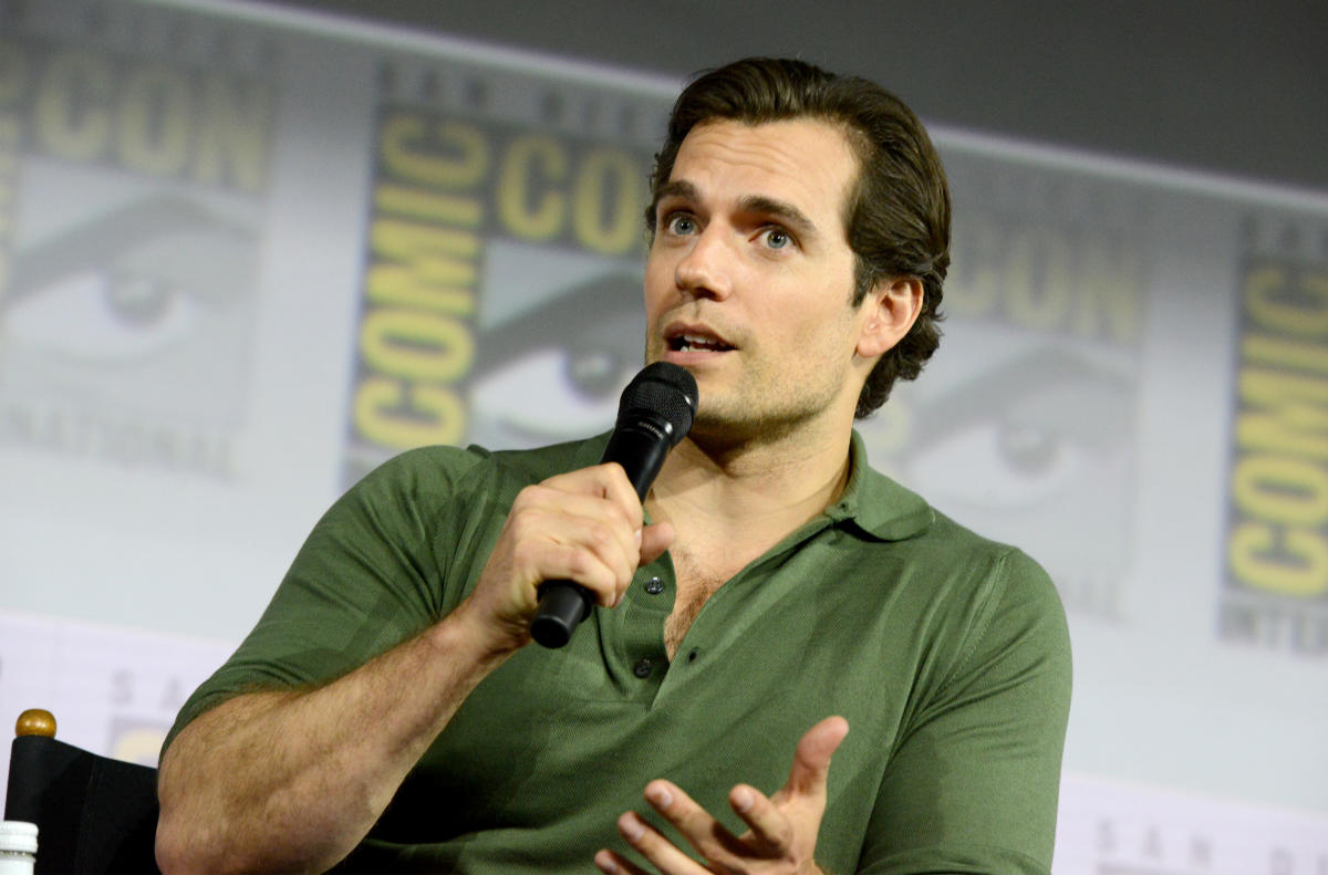 Henry Cavill Was Fat as a Child, Plays World of Warcraft, and Other  Surprisingly Humanizing Details About Our Generation's Superman