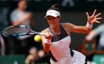 Tennis - French Open - Roland Garros, Paris, France - 29/5/17 Spain's Garbine Muguruza in action during her first round match against Italy's Francesca Schiavone Reuters / Gonzalo Fuentes