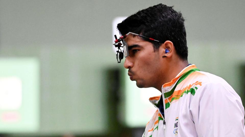 <div class="paragraphs"><p>Tokyo Olympics: Manu Bhaker and Saurabh Chaudhary failed to qualify for the 10m Air Pistol Mixed Team finals.</p></div>