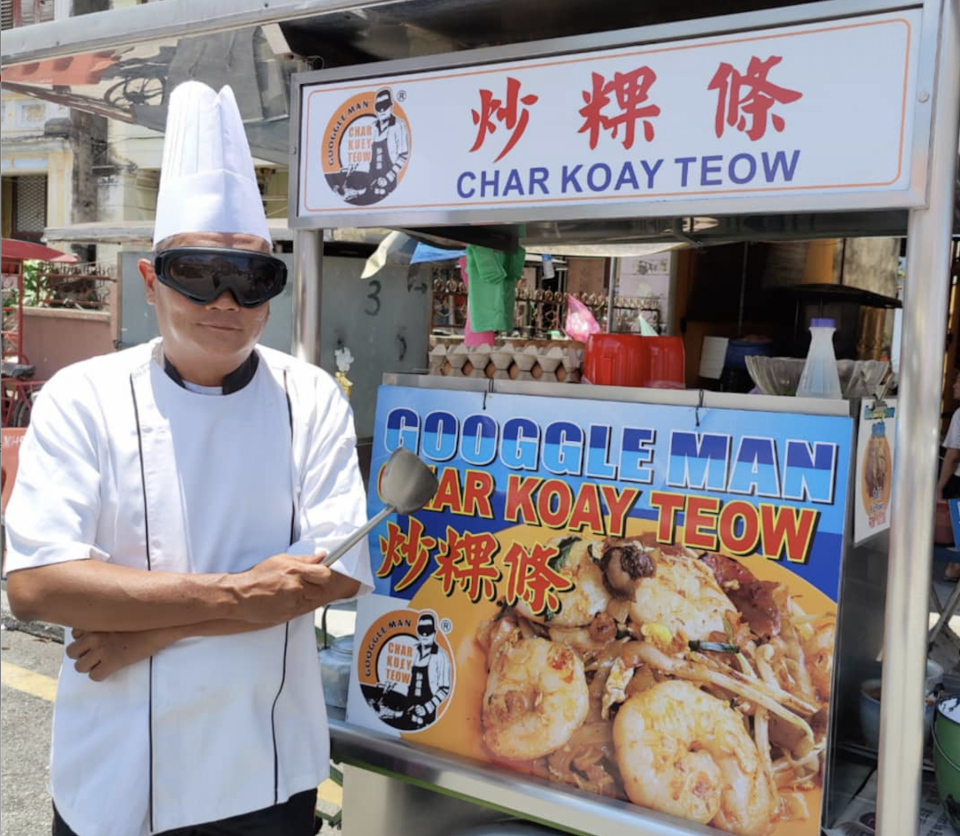 Singapore's Chef Ah Guan – also known as "Googgle Man" –must wear goggles while cooking to protect his eyes from the intense heat.