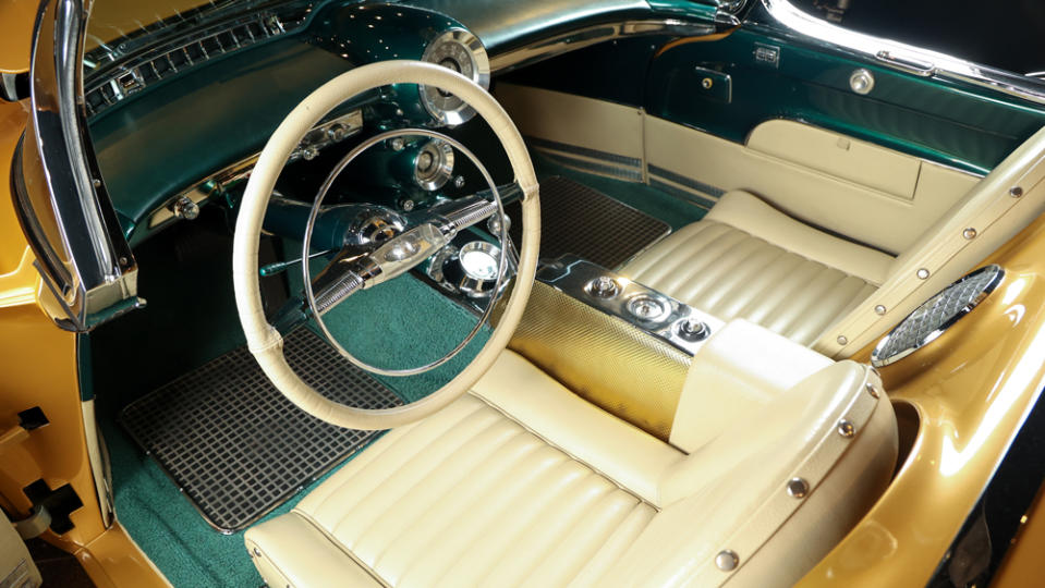 The interior of a 1954 Oldsmobile F-88 concept car.