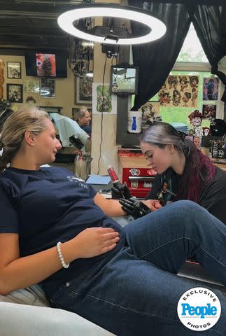 <p>Nadiya Vizier</p> Gypsy Rose Blanchard getting a tattoo on April 1, 2024.