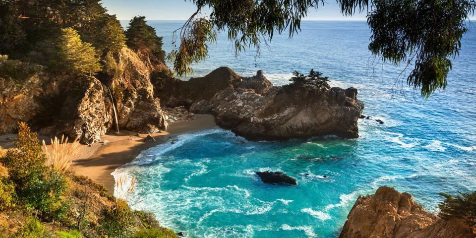 8) Pfeiffer Beach — Big Sur