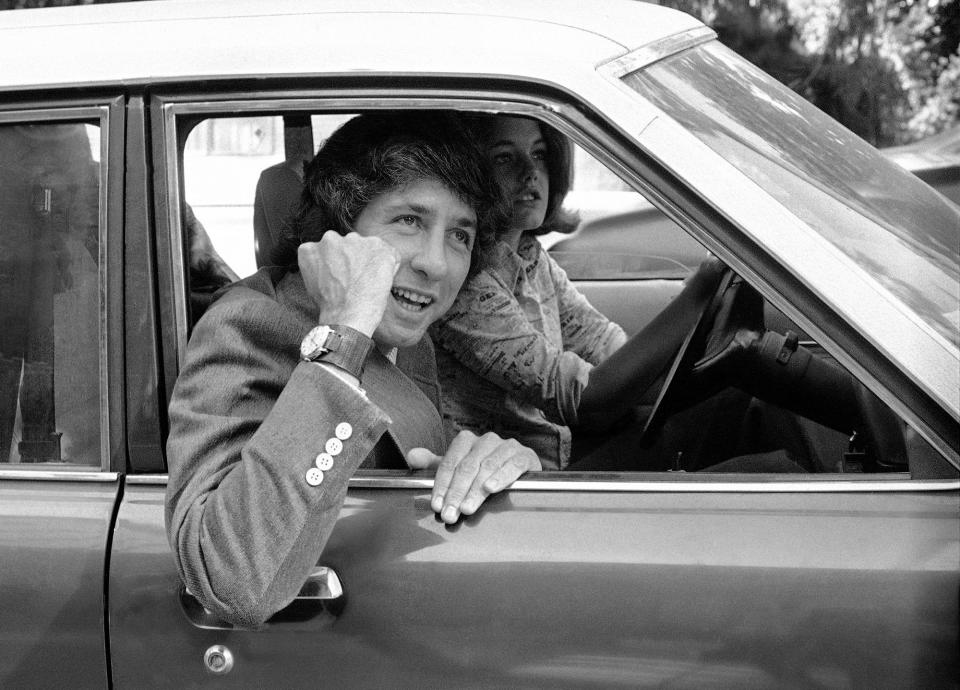 Tom Hayden, 1960s antiwar activist, dies at 76