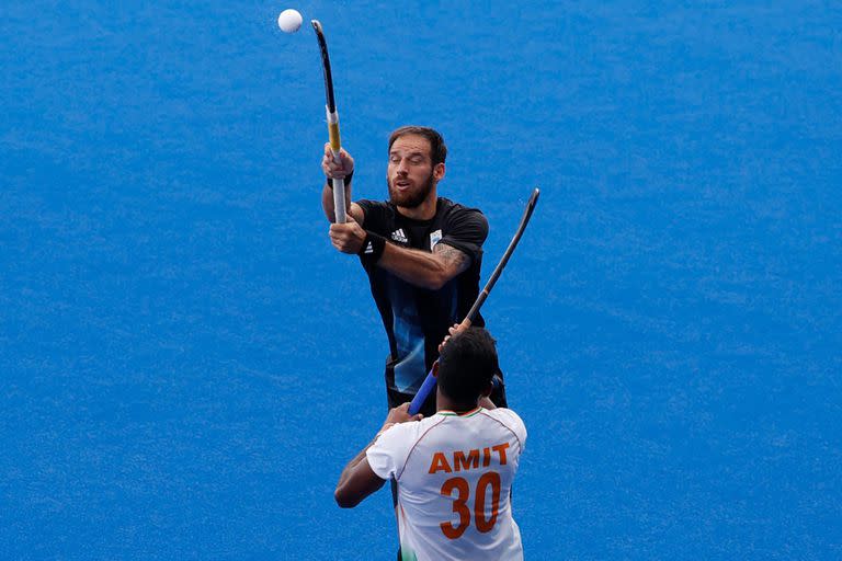 Argentina juega sin claridad, en un partido dominado por India