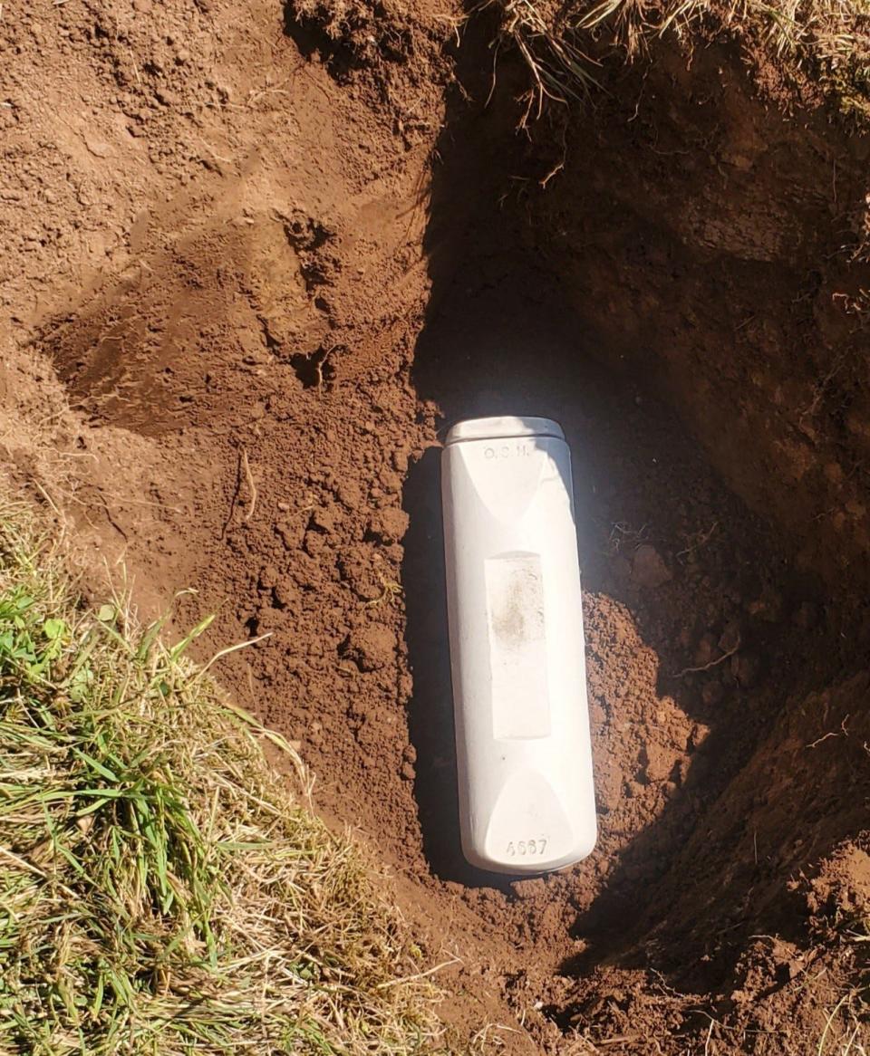 Carrie Ethel Hardy's cremated ashes in a ceramic urn from the Oregon State Hospital were buried July 6 in Salem.