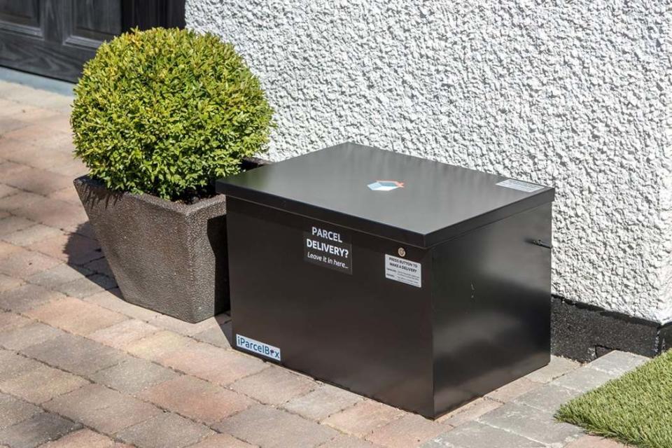 iParcelBox is a weatherproof delivery box controlled by smartphone that lets you receive multiple secure deliveries when you’re not at home (iParcelBox )