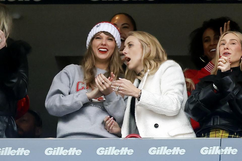 Taylor Swift, left, talks with Brittany Mahomes, right, during game between the New England Patriots and the Kansas City Chiefs, Sunday, Dec. 17, 2023, in Foxborough, Mass. | AP Photo/Michael Dwyer) ENT