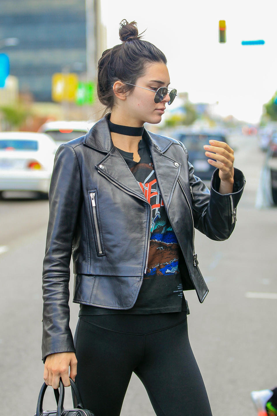 LOS ANGELES, CA - JANUARY 20: Kendall Jenner is seen on January 20, 2016 in Los Angeles, California.  (Photo by Bauer-Griffin/GC Images)