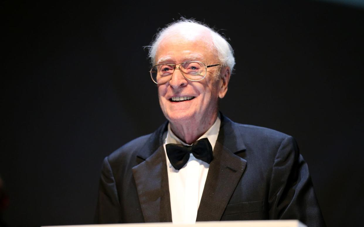 Sir Michael Caine stand für mehr als 150 Filme vor der Kamera. Nun will der 88-Jährige einen Schlussstrich ziehen. (Bild: 2021 Gisela Schober/Getty Images)