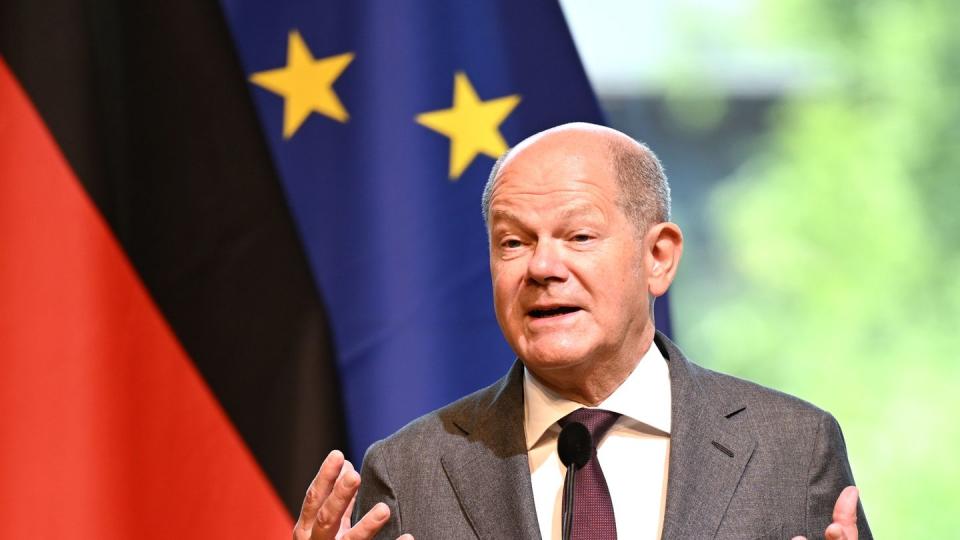 Bundeskanzler Olaf Scholz spricht ein Machtwort in Sachen EU-Asylreform. (Bild: AFP)