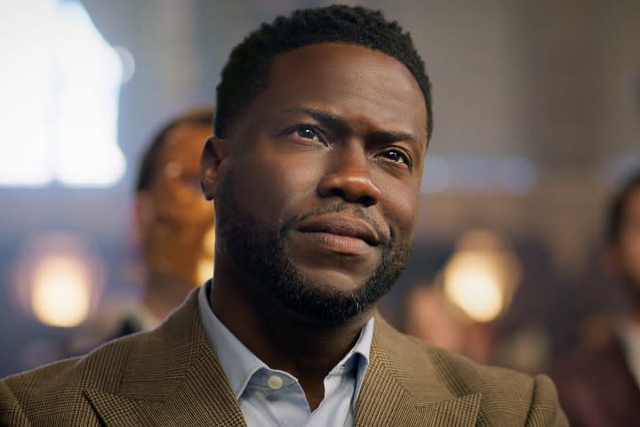 Kevin Hart smiles in "Lift."