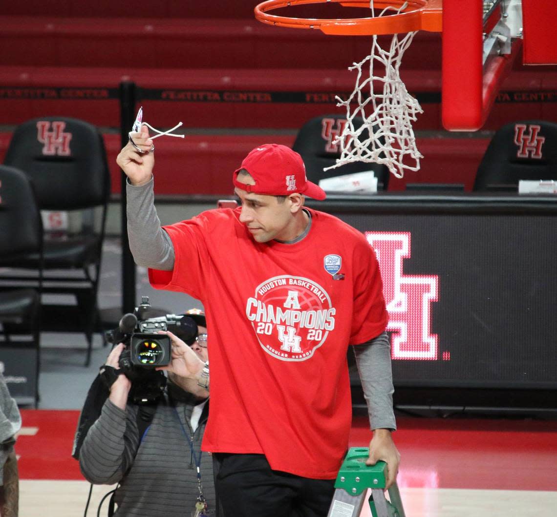 Houston assistant coach Kellen Sampson could be a candidate for Wichita State.
