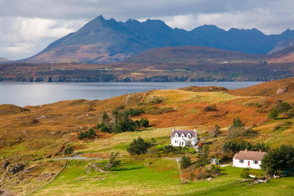 PHOTO: The Isle of Skye.  (David C Tomlinson/Getty Images)