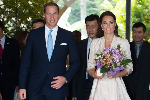 Catherine, Duchess of Cambridge and Prince William, Duke of Cambridge visit the Singapore Botanical Gardens on day 1 of their Diamond Jubilee tour on September 11, 2012 in Singapore. (Photo by Samir Hussein/WireImage)