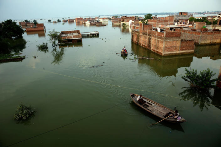 <p>Flood affected people move to safer place in Allahabad, India, Thursday, Aug. 25, 2016. Flood affected move to safer places, in Allahabad, India, Thursday, Aug. 25, 2016. (AP Photo/Rajesh Kumar Singh)</p>