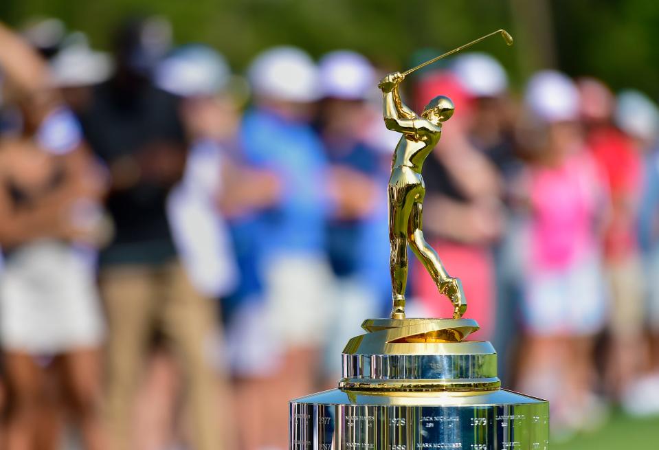 What are the prize money payouts for the 38 tournaments on the 2024 PGA