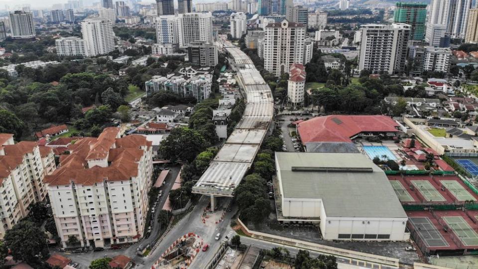 An aerial view of the Setiawangsa-Pantai Expressway project (formerly DUKE 3 highway) as seen at Jalan 1/76 in the Taman U-Thant area. — Picture by Hari Anggara