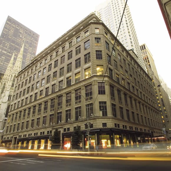 The exterior of the Saks Fifth Avenue flagship in Manhattan