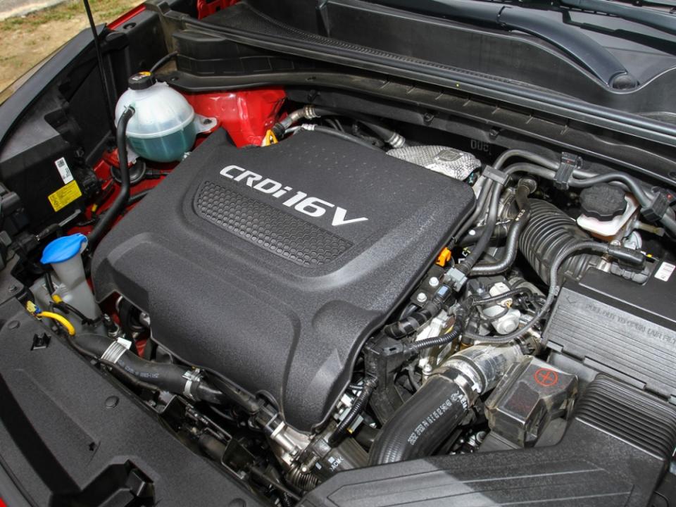 搭載2.0升柴油渦輪增壓引擎，最大馬力185hp、最大扭力41.0kgm。