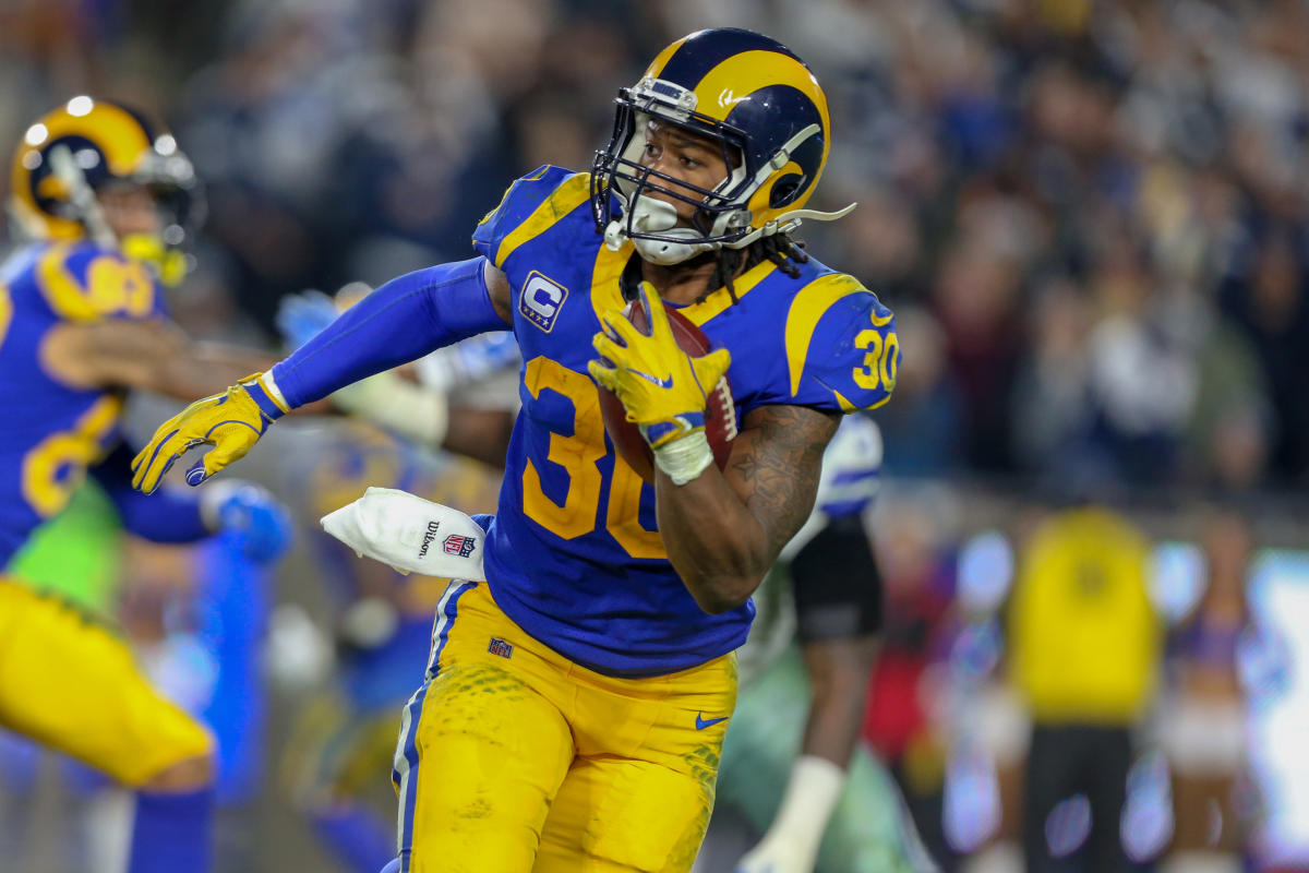 NFL betting: Rams will wear white in Super Bowl, so you should back them