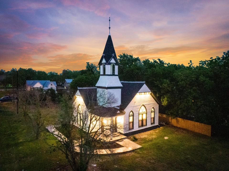 Bartlett Church in Texas