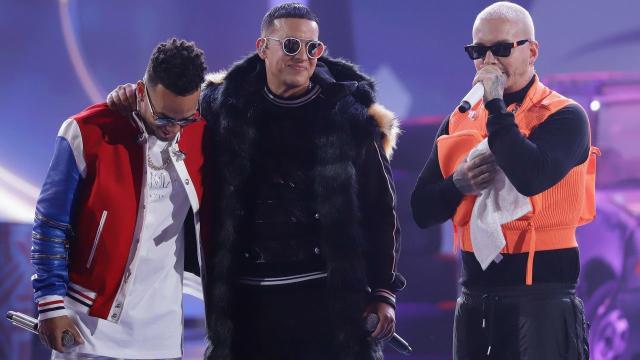 J Balvin, Ozuna & More Heat Up the Stage in Daddy Yankee Tribute  Performance at 2019 Premio Lo Nuestro