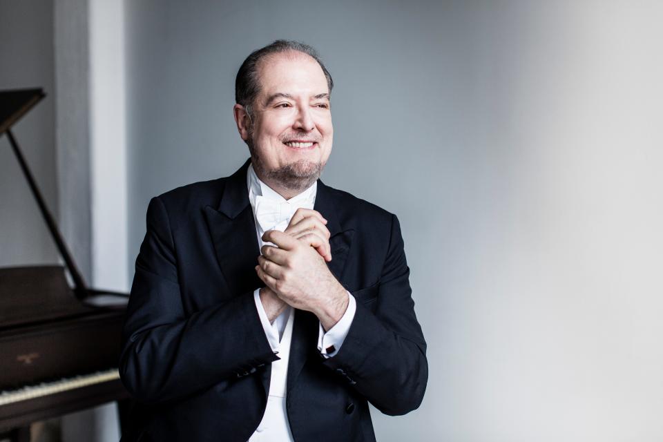 Pianist Garrick Ohlsson will perform with the Palm Beach Symphony Thursday at the Kravis Center in West Palm Beach.