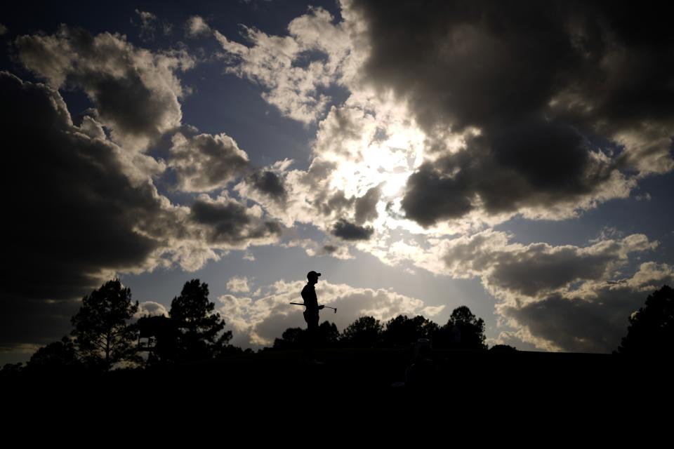 Wyndham Clark waits to hit on the 17th hole during the first round at the Masters golf tournament at Augusta National Golf Club Thursday, April 11, 2024, in Augusta, Ga. (AP Photo/Matt Slocum)