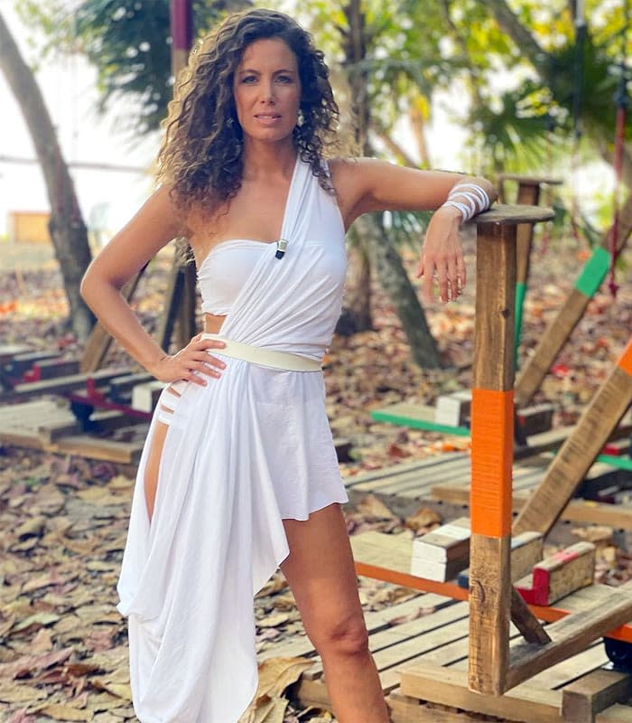 Analizamos los looks de Laura Madrueño en Supervivientes