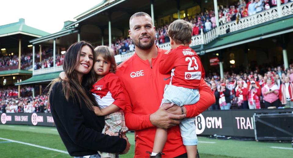 Jesinta and Lance Franklin with children