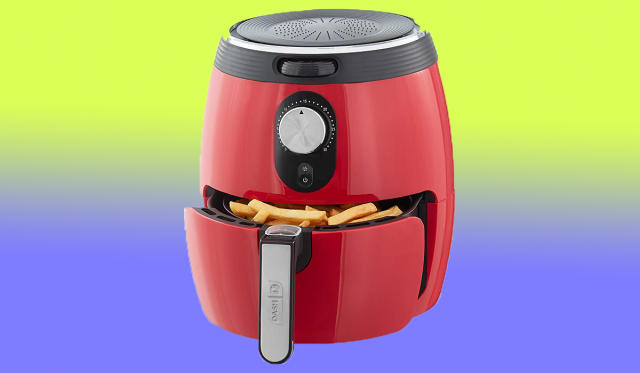 Dash's Deluxe Electric Air Fryer Is On Sale Today -  Deal of