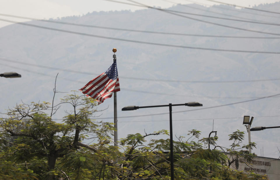美國軍方撤離駐太子港大使館非必要人員。（路透社）