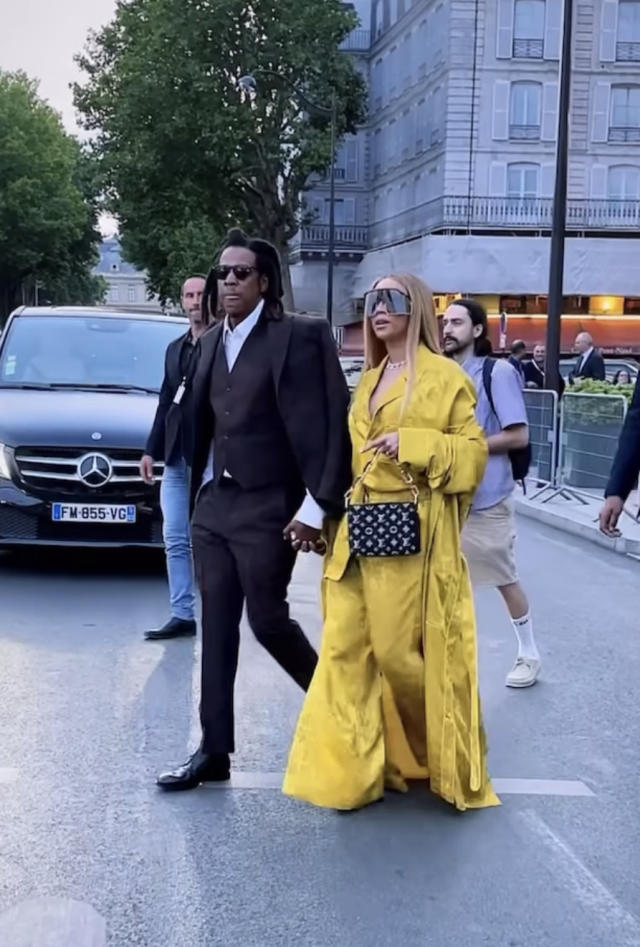 6 Stylish Black Celebrity Couples Spotted At The Louis Vuitton Show In  Paris