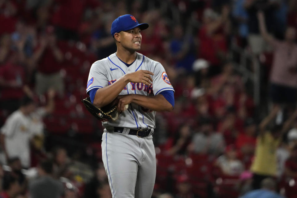 New York Mets starting pitcher Jose Quintana reacts after giving up a solo home run to St. Louis Cardinals' Tyler O'Neill during the seventh inning of a baseball game Thursday, Aug. 17, 2023, in St. Louis. (AP Photo/Jeff Roberson)