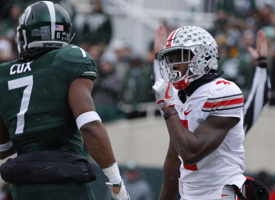 Ohio State's Curtis Samuel, right, had a 24-yard TD catch in the win over Michigan State. (AP Photo/Al Goldis)