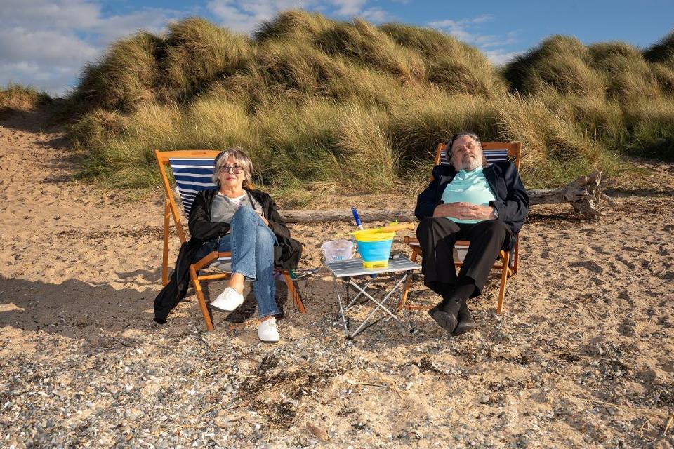 ricky tomlinson, sue johnston