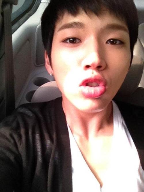 Infinite WooHyun and Teen Top Niel Exhibit Sausage Lips