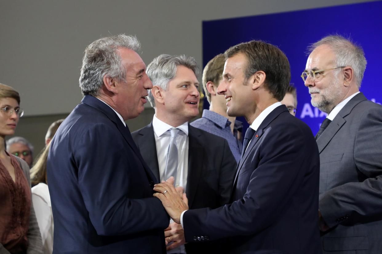 François Bayrou et Emmanuel Macron à Aix-la-Chapelle, le 10 mai 2019. - Ludovic MARIN / AFP

