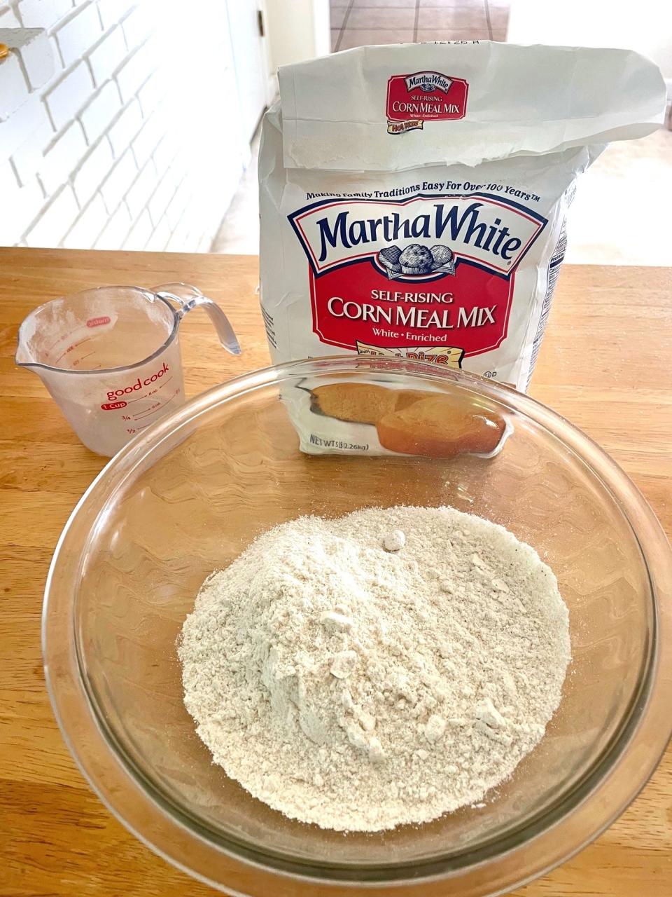 Flour for Dolly Parton's cornbread