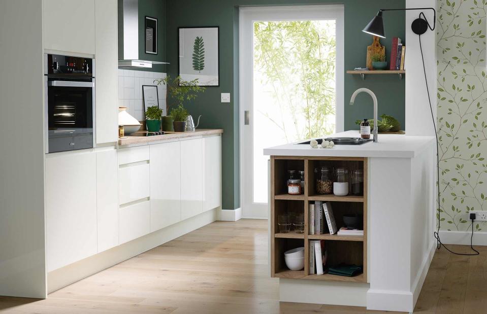 <p>Wren Kitchens</p>