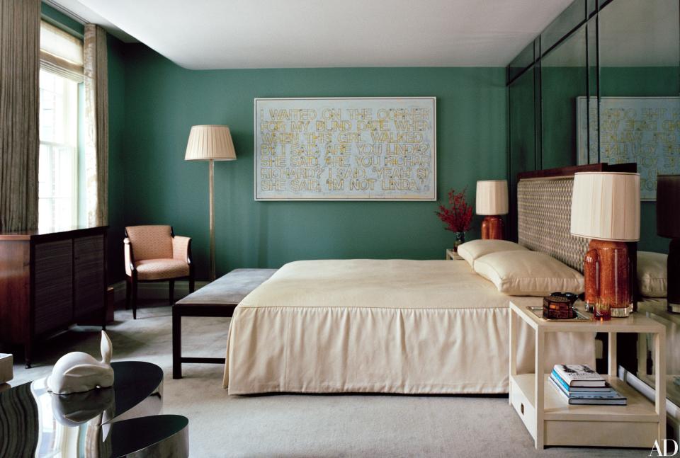 One of the two guest rooms in Marc Jacobs’s New York City townhouse, which features a Richard Prince painting and Karl Springer lamps.