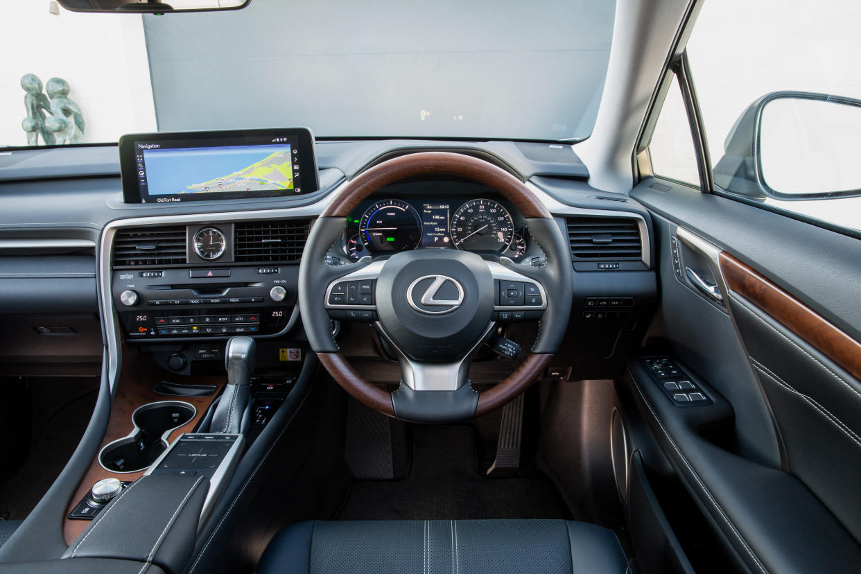 Lexus RX L interior