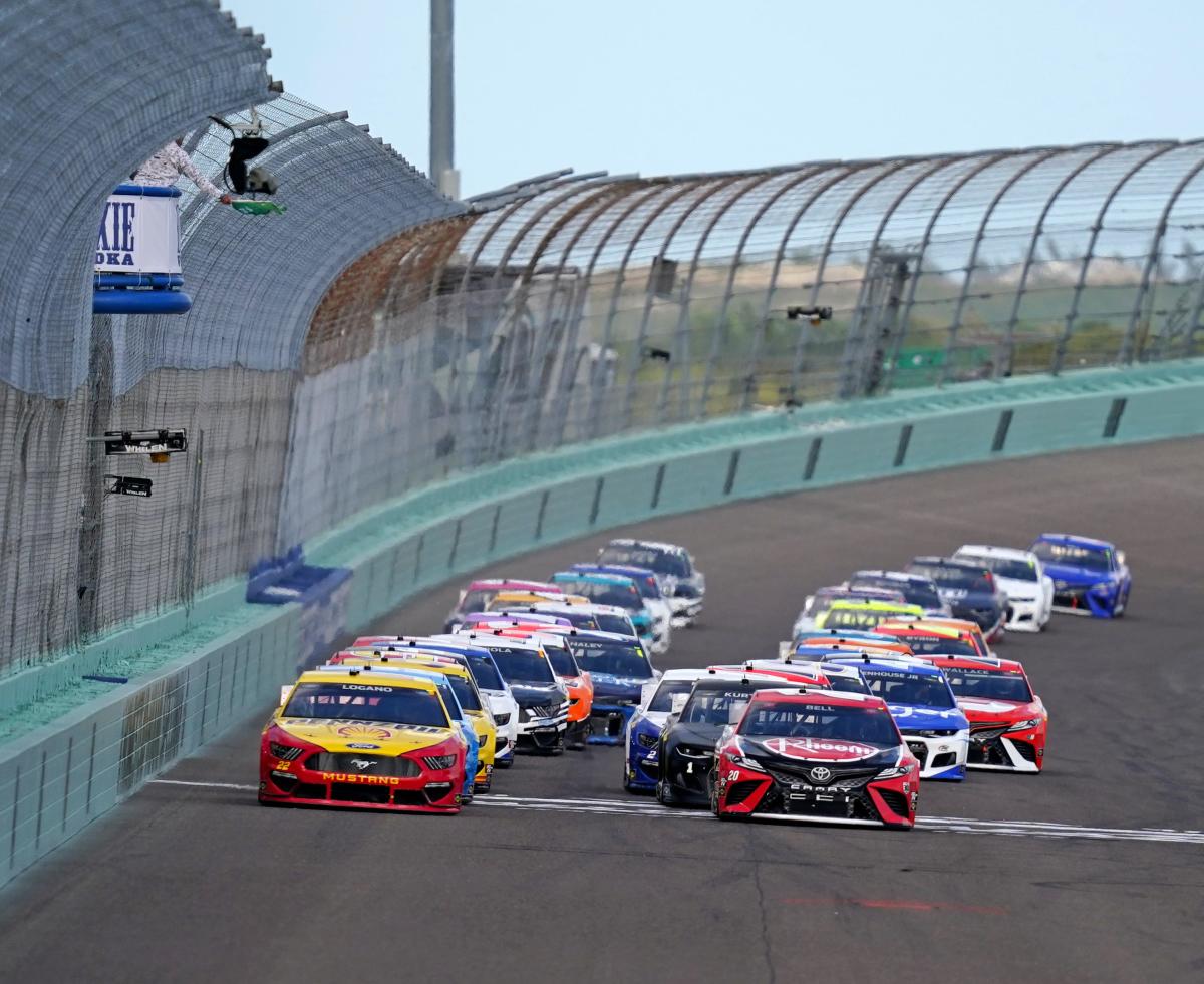 NASCAR at Homestead-Miami playoff race 2022 Start time, TV, streaming, lineup for Dixie Vodka 400